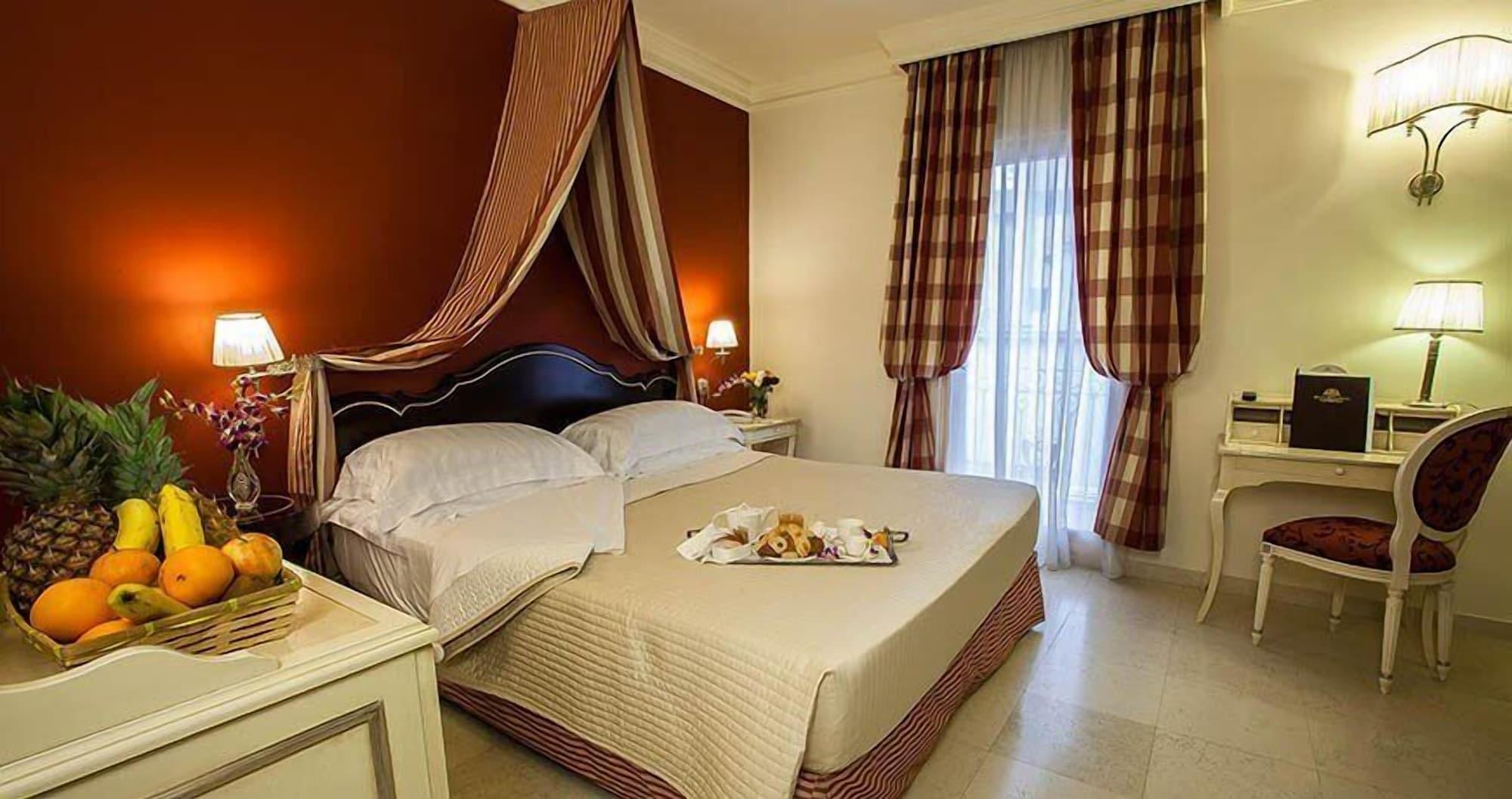 Palace Hotel Vieste Esterno foto