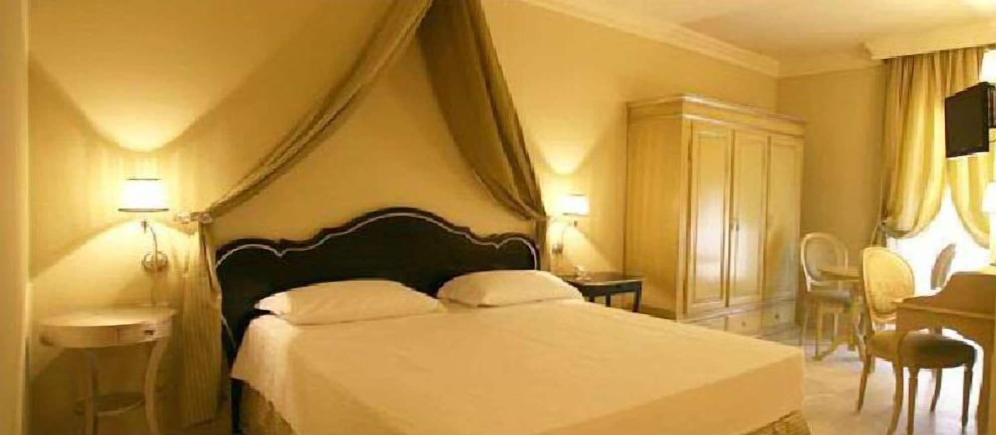 Palace Hotel Vieste Esterno foto