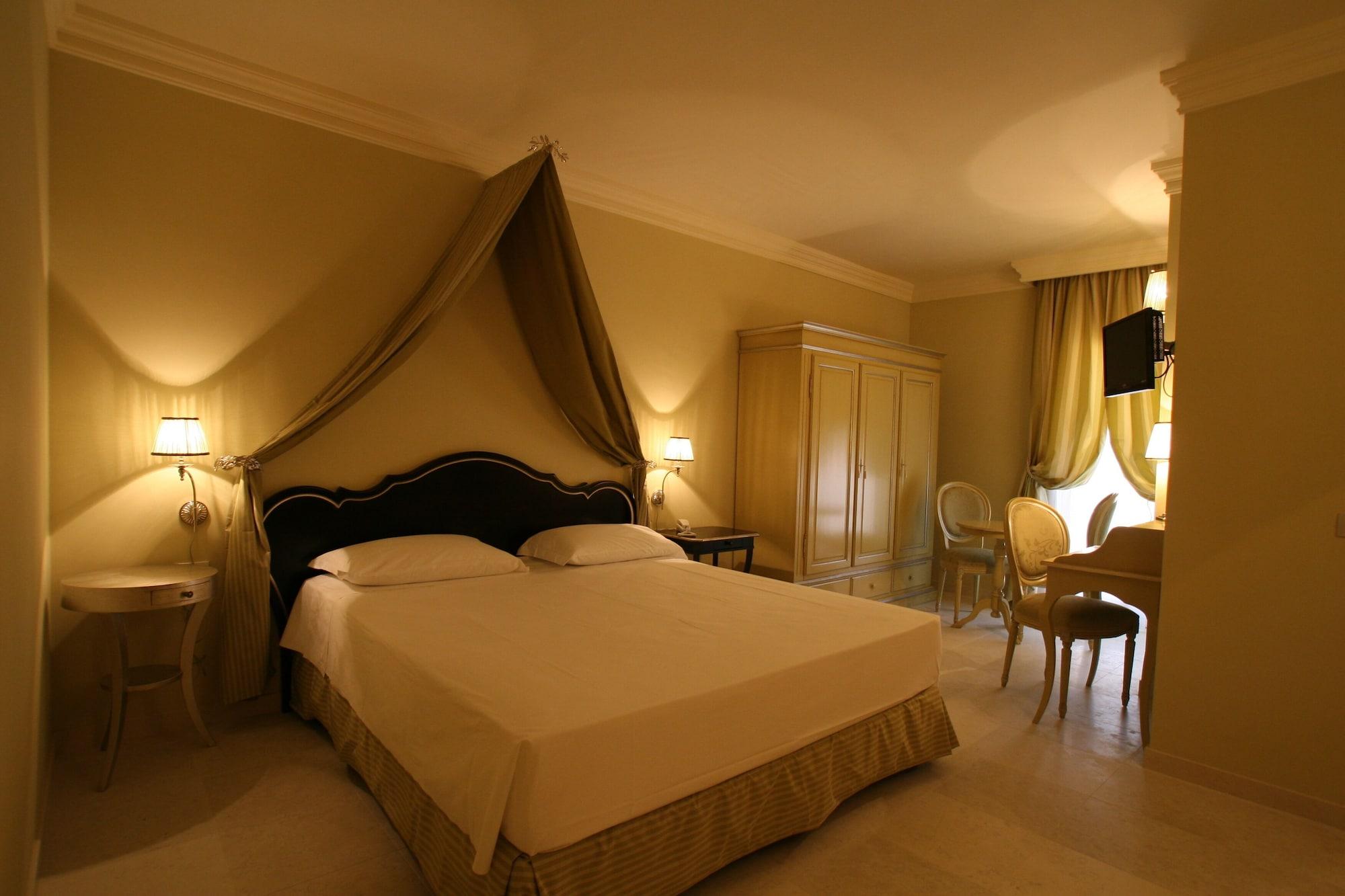 Palace Hotel Vieste Esterno foto