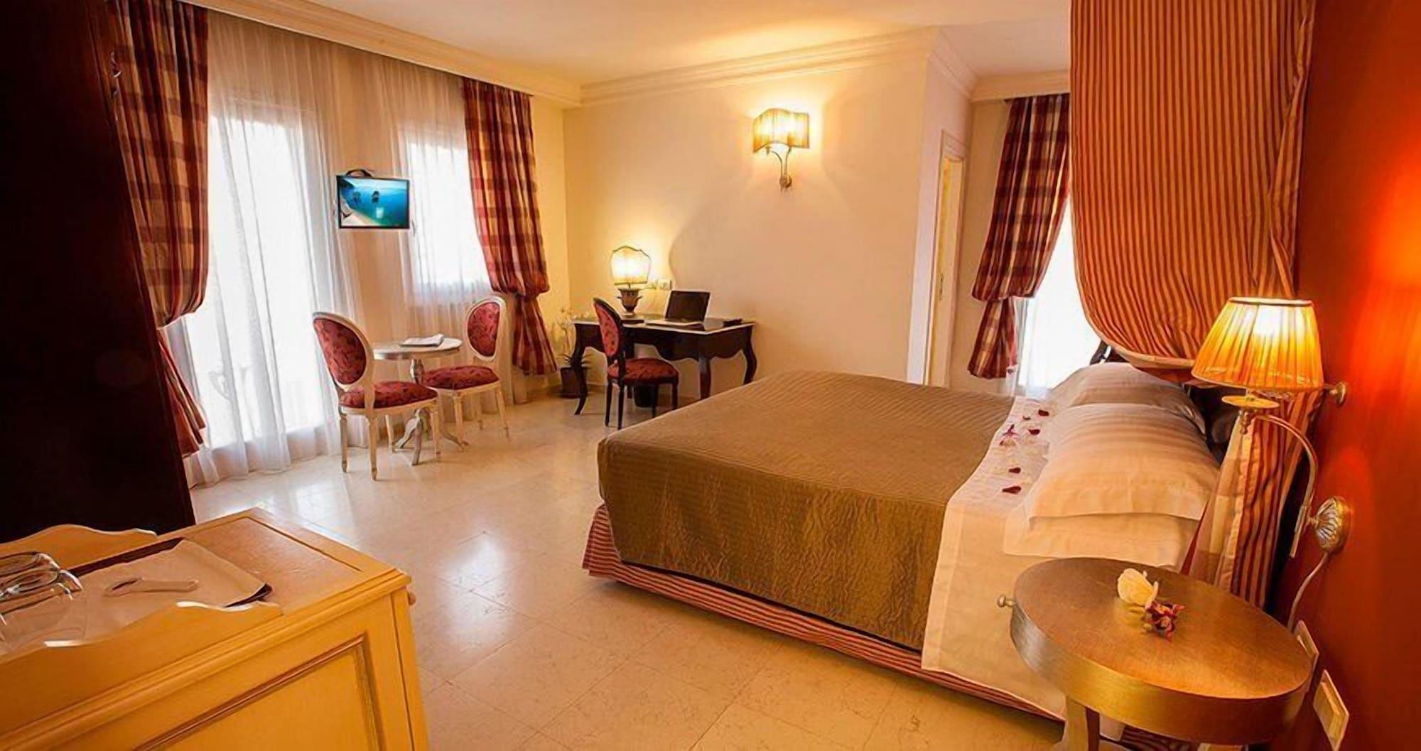 Palace Hotel Vieste Esterno foto