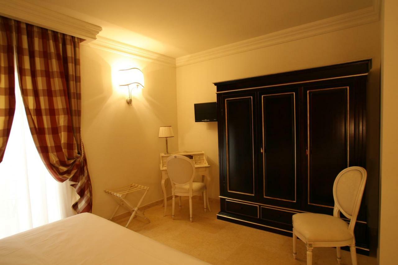 Palace Hotel Vieste Esterno foto